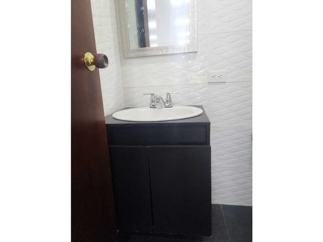 Oficina en arriendo en Los Balsos, Medellín, 60 m² · foto 12 de 13
