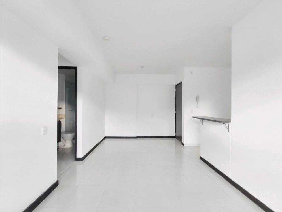 Apartamento en venta en Pilsen, Itagüí · foto 3 de 19