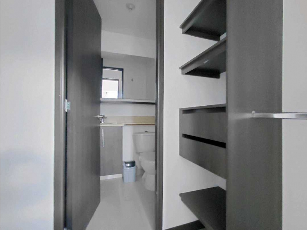 Apartamento en venta en Pilsen, Itagüí · foto 10 de 19