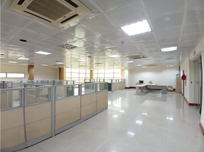 Oficina en arriendo en Simesa, Medellín, 180 m² · foto 2 de 8