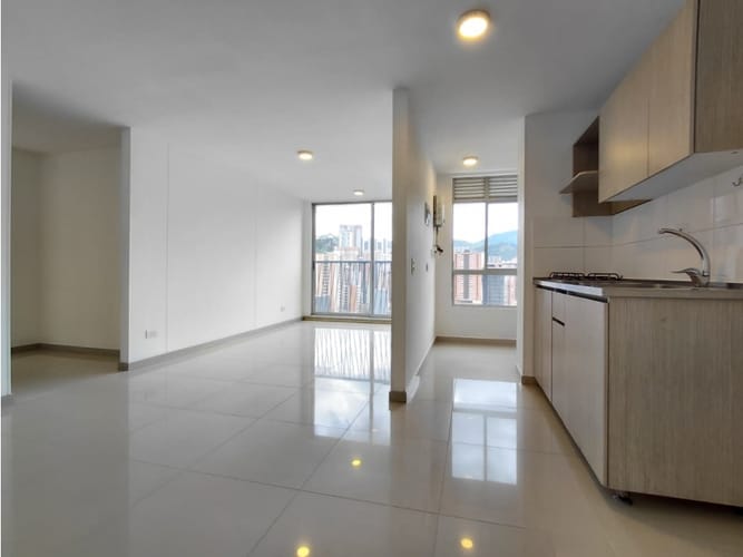 Apartamento de 3 alcobas en arriendo en Mayorca, Sabaneta, 76 m² · foto 2 de 24