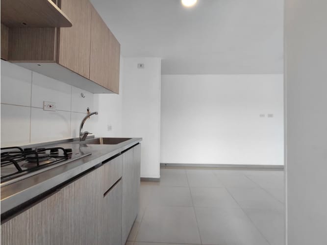 Apartamento de 3 alcobas en arriendo en Mayorca, Sabaneta, 76 m² · foto 4 de 24