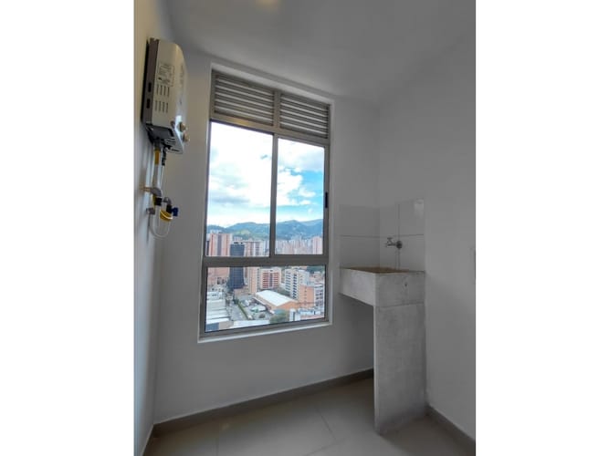Apartamento de 3 alcobas en arriendo en Mayorca, Sabaneta, 76 m² · foto 9 de 24