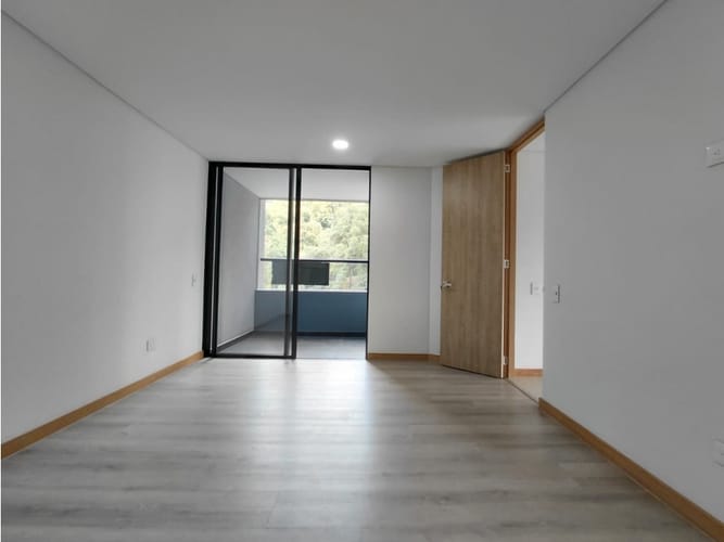 Apartamento en venta en Las Palmas, Medellín, 100 m² · foto 18 de 24