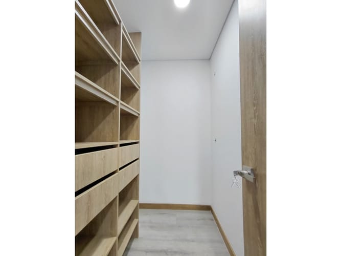 Apartamento en venta en Las Palmas, Medellín, 100 m² · foto 20 de 24