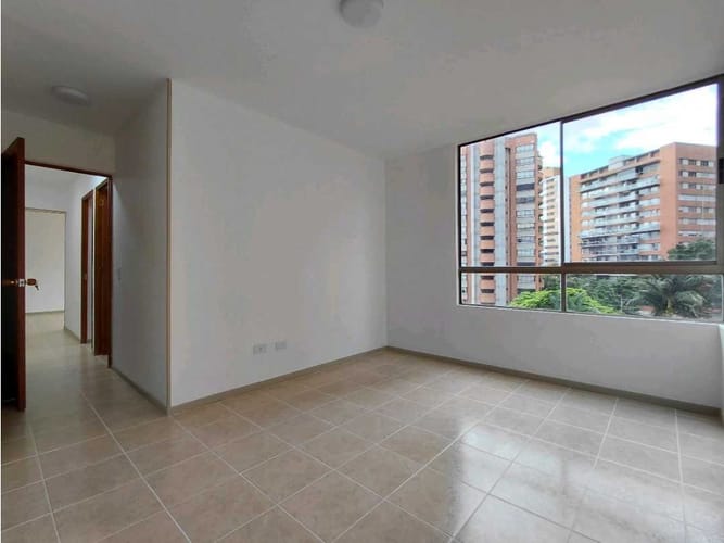 Apartamento de 3 alcobas en arriendo en Oviedo, Medellín, 100 m² · foto 6 de 24