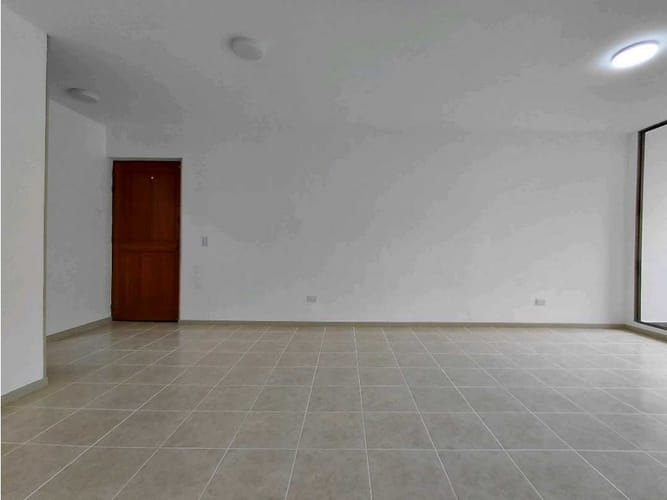 Apartamento de 3 alcobas en arriendo en Oviedo, Medellín, 100 m² · foto 7 de 24
