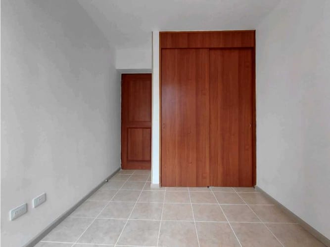 Apartamento de 3 alcobas en arriendo en Oviedo, Medellín, 100 m² · foto 8 de 24