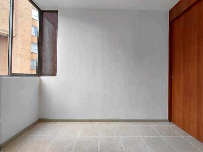 Apartamento de 3 alcobas en arriendo en Oviedo, Medellín, 100 m² · foto 12 de 24