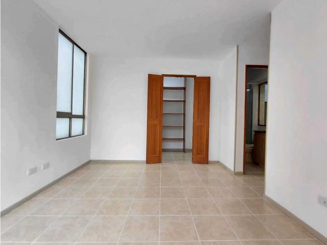 Apartamento de 3 alcobas en arriendo en Oviedo, Medellín, 100 m² · foto 16 de 24