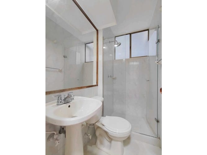 Apartamento de 3 alcobas en arriendo en Oviedo, Medellín, 100 m² · foto 20 de 24
