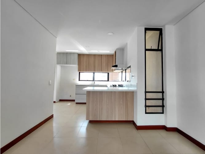 Apartamento de 4 alcobas en arriendo en Alejandria, Medellín, 138 m² · foto 8 de 24