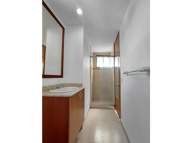 Apartamento de 4 alcobas en arriendo en Alejandria, Medellín, 138 m² · foto 22 de 24