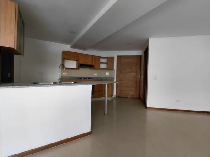 Apartamento de 3 alcobas en venta en Caminos De La Romeria, Sabaneta, 110 m² · foto 4 de 24