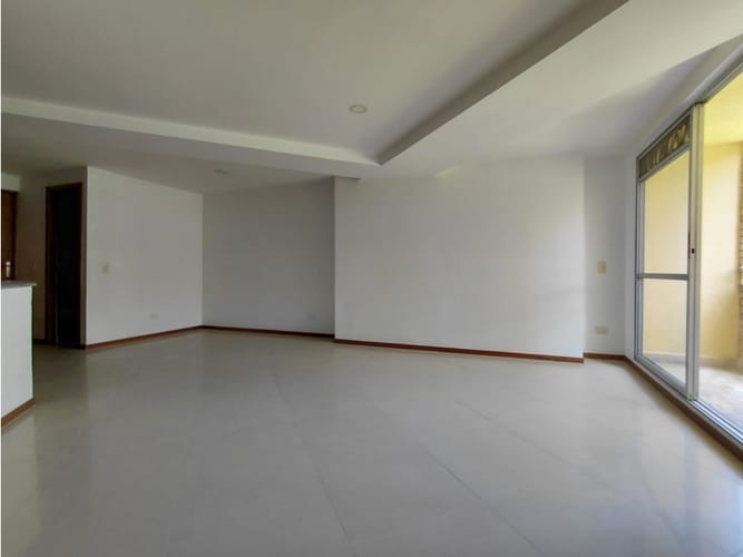 Apartamento de 3 alcobas en venta en Caminos De La Romeria, Sabaneta, 110 m² · foto 6 de 24