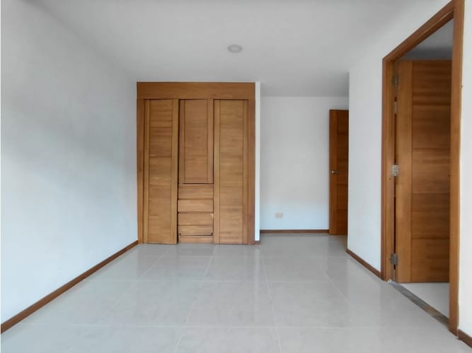 Apartamento de 3 alcobas en venta en Caminos De La Romeria, Sabaneta, 110 m² · foto 19 de 24