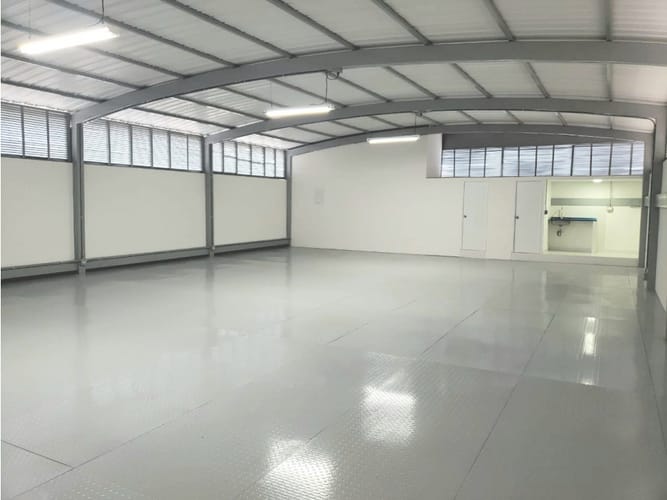 Bodega en arriendo en Viviendas Del Sur, Itagüí, 180 m² · foto 2 de 9
