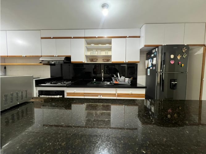 Apartamento en venta en Las Palmas, Medellín · foto 2 de 14
