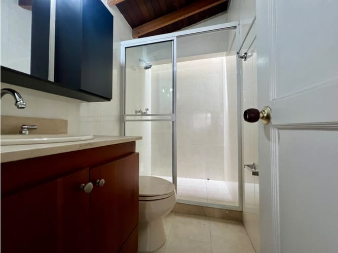 Casa de 3 alcobas en venta en San Marcos, Envigado, 230 m² · foto 12 de 18