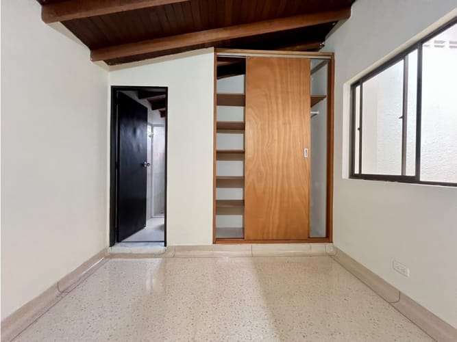 Casa de 3 alcobas en venta en San Marcos, Envigado, 230 m² · foto 13 de 18