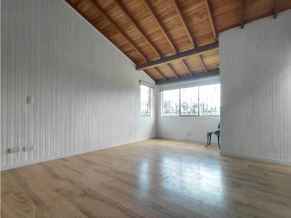 Casa en arriendo en Mt. Villa Grande, Envigado · foto 13 de 24
