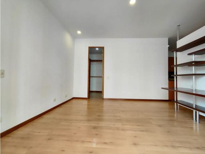 Apartamento de 1 alcoba en arriendo en Santa Maria De Los Angeles, Medellín, 65 m² · foto 13 de 22