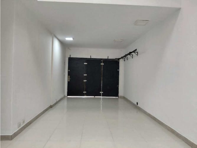 Local en arriendo en La Magnolia, Envigado, 190 m² · foto 23 de 24