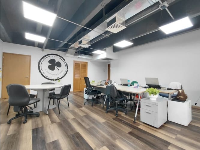 Oficina en venta en Manila, Medellín, 46 m² · foto 3 de 7