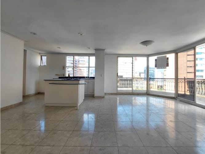 Apartamento en venta en Alejandria, Medellín · foto 4 de 24