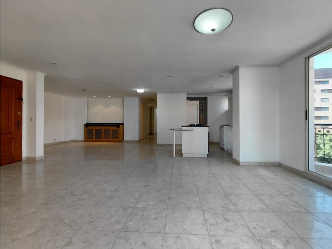 Apartamento en venta en Alejandria, Medellín · foto 5 de 24