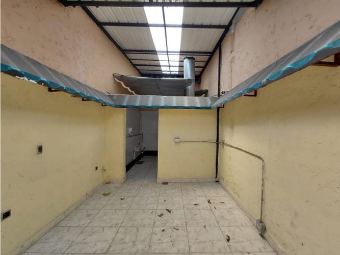 Local en arriendo en Manila, Medellín, 105 m² · foto 5 de 10