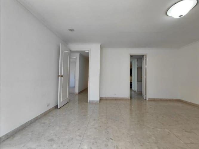 Apartamento en venta en Alejandria, Medellín · foto 14 de 24