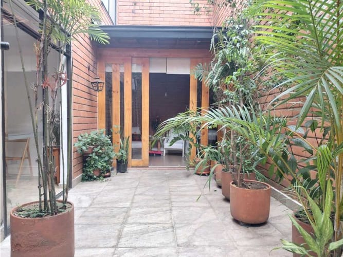 Apartamento de 3 alcobas en venta en Belén Rosales, Medellín, 162 m² · foto 2 de 24
