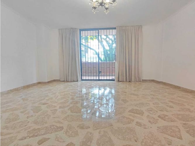 Apartamento de 3 alcobas en venta en Belén Rosales, Medellín, 162 m² · foto 4 de 24
