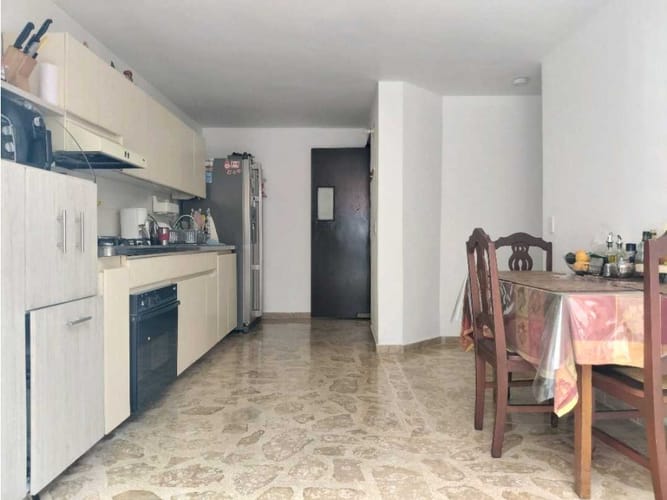 Apartamento de 3 alcobas en venta en Belén Rosales, Medellín, 162 m² · foto 7 de 24