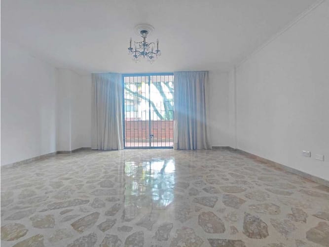Apartamento de 3 alcobas en venta en Belén Rosales, Medellín, 162 m² · foto 10 de 24