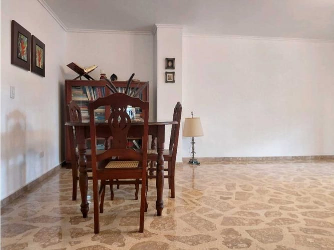 Apartamento de 3 alcobas en venta en Belén Rosales, Medellín, 162 m² · foto 11 de 24