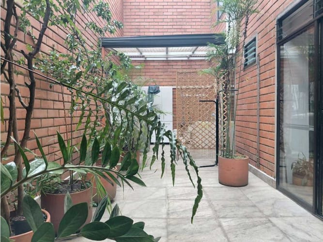 Apartamento de 3 alcobas en venta en Belén Rosales, Medellín, 162 m² · foto 12 de 24