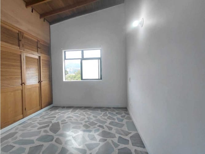 Apartamento de 2 alcobas en venta en Belén Aliadas, Medellín, 65 m² · foto 5 de 14