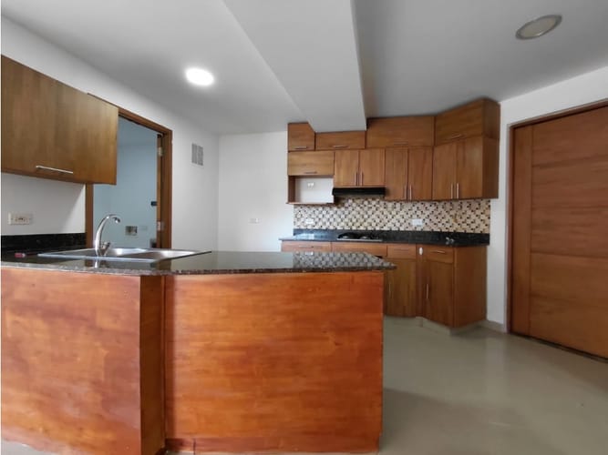 Apartamento de 3 alcobas en venta en Caminos De La Romeria, Sabaneta, 110 m² · foto 3 de 24