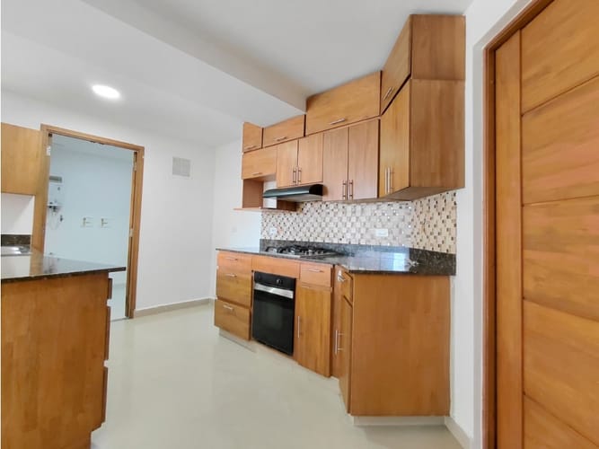 Apartamento de 3 alcobas en venta en Caminos De La Romeria, Sabaneta, 110 m² · foto 4 de 24