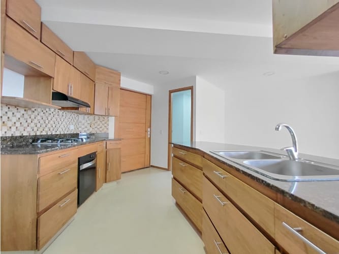 Apartamento de 3 alcobas en venta en Caminos De La Romeria, Sabaneta, 110 m² · foto 5 de 24