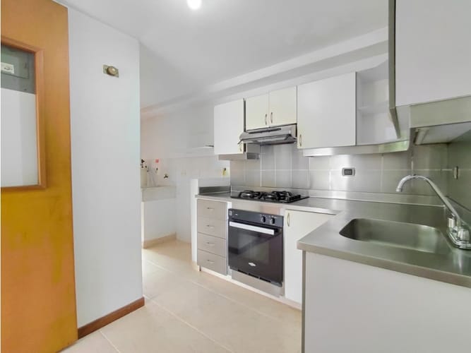 Apartamento de 3 alcobas en venta en El Poblado, Medellín, 114 m² · foto 7 de 24