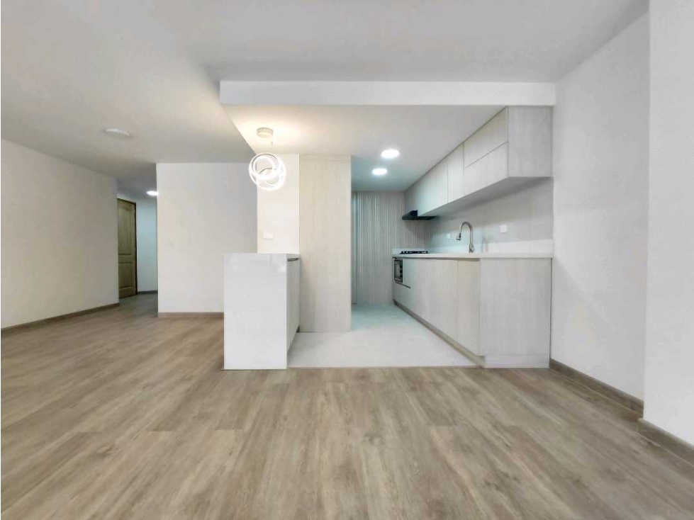 Apartamento en venta en Zuñiga, Envigado · foto 3 de 24