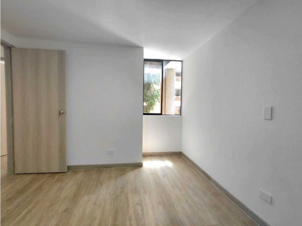 Apartamento en venta en Zuñiga, Envigado · foto 9 de 24