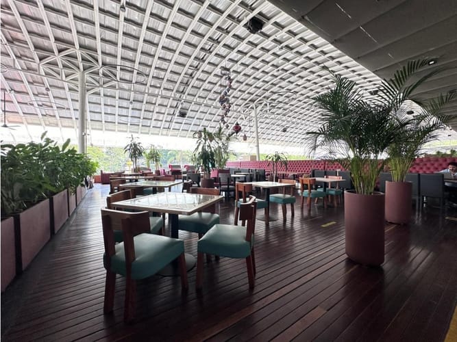 Local en venta en Las Palmas, Medellín, 197 m² · foto 9 de 18