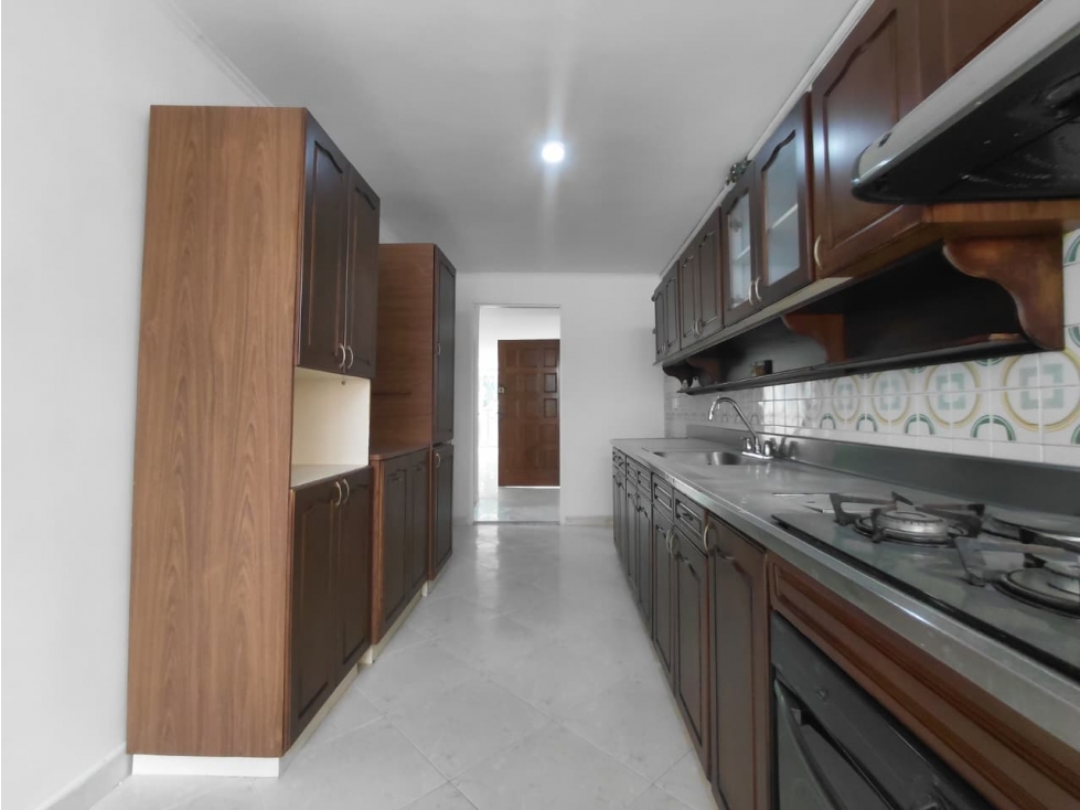 Apartamento en arriendo en Laureles, Medellín · foto 5 de 24