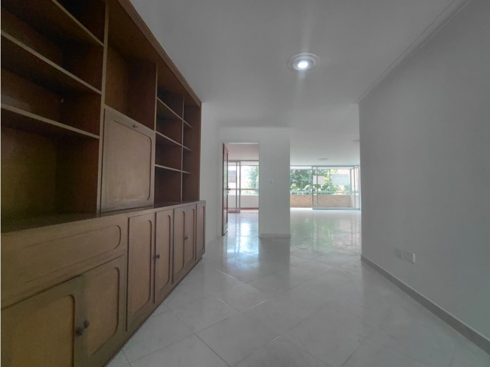 Apartamento en arriendo en Laureles, Medellín · foto 13 de 24