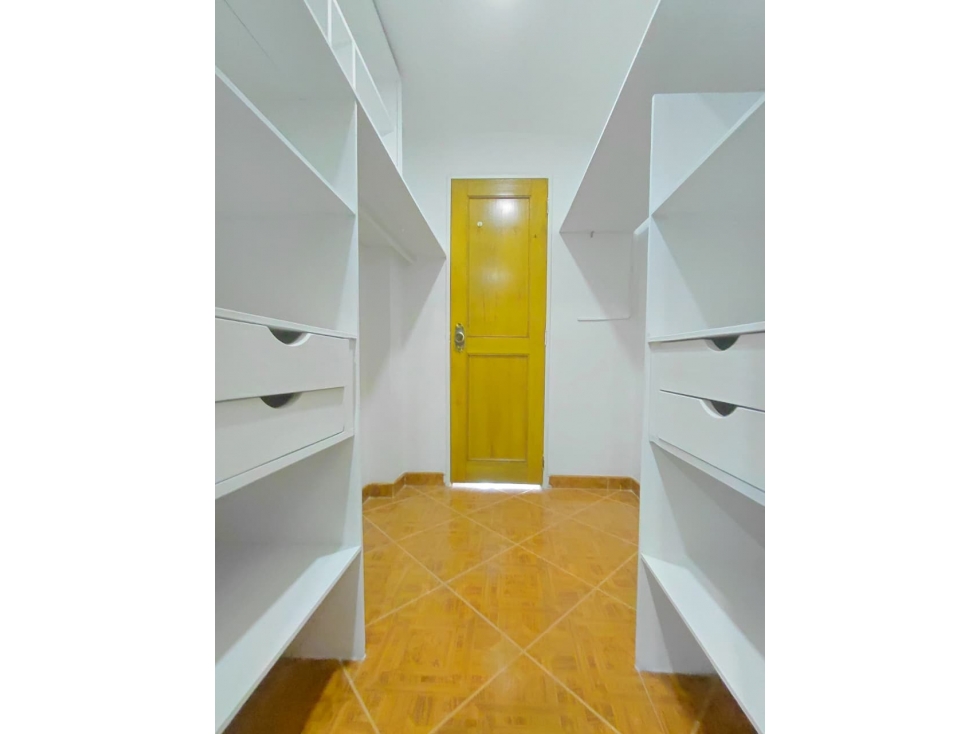 Apartamento en arriendo en Laureles, Medellín · foto 15 de 24