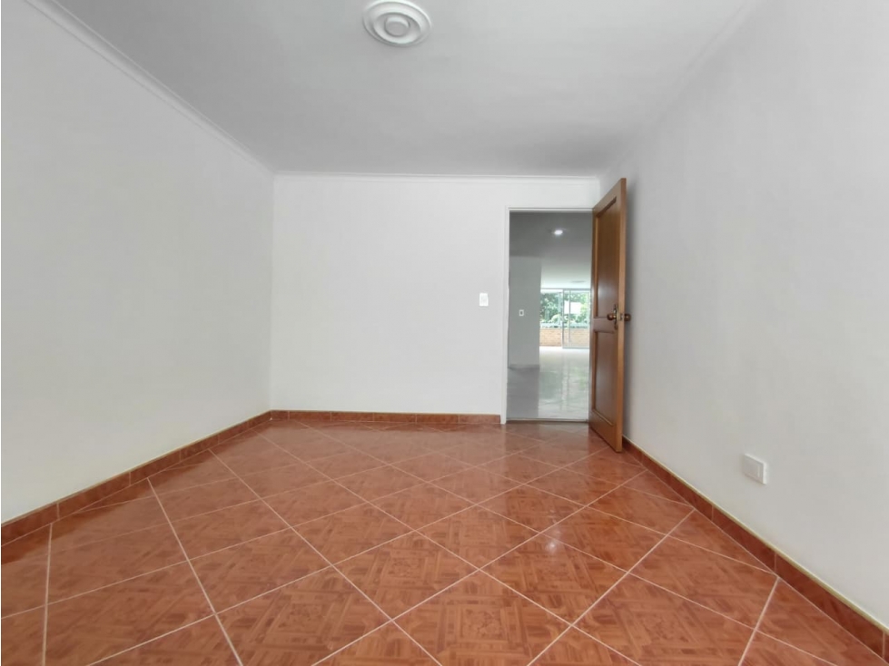 Apartamento en arriendo en Laureles, Medellín · foto 20 de 24